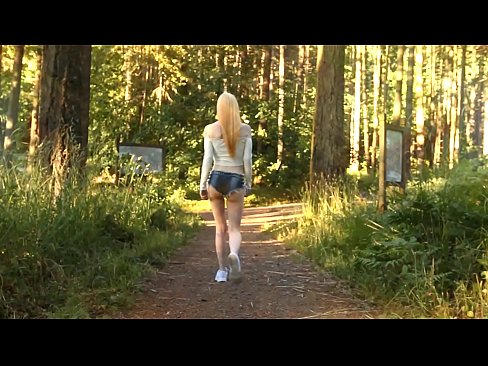 ❤️ O femeie frumoasă se mișcă încet, nu video nud ☑ at ro.xxxdesichudai.ru ❌