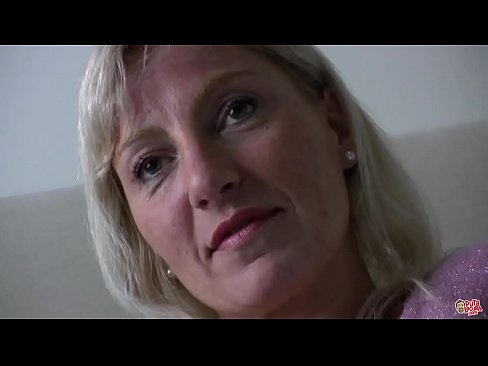 ❤️ Mama pe care am futut-o cu toții ... Doamnă, purtați-vă frumos! ☑ at ro.xxxdesichudai.ru ❌